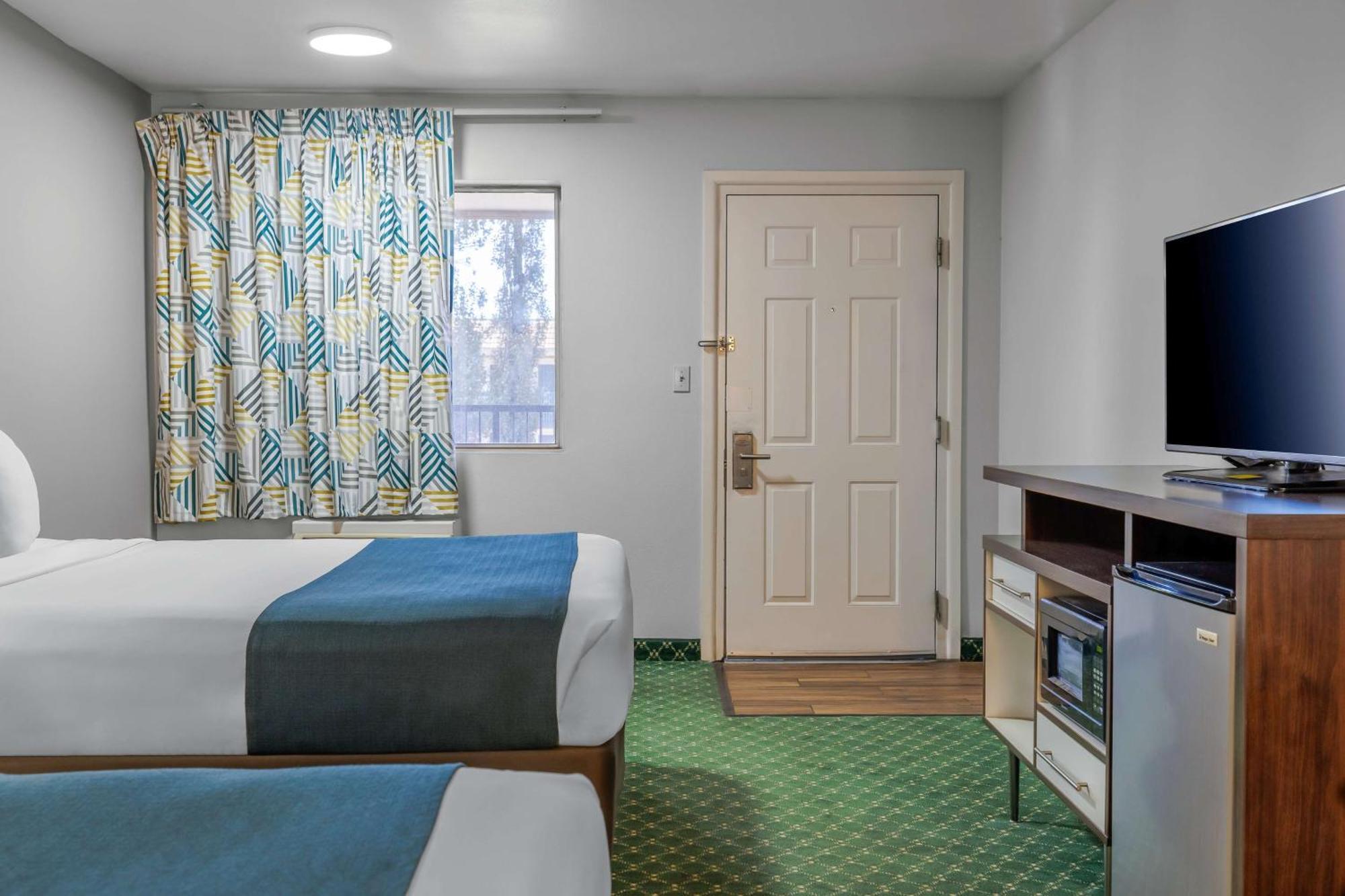 Studio 6 Suites Flagstaff Az Exterior foto